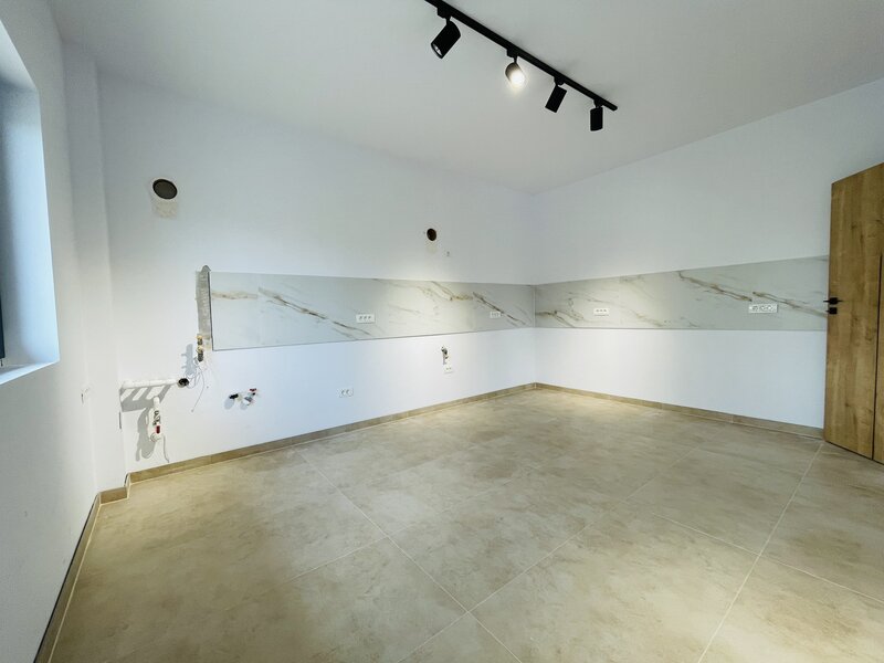 Domnesti 2026 toate utilitatie parter 3 dorm 2 bai la cheie