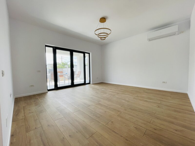 Domnesti 2026 toate utilitatie parter 3 dorm 2 bai la cheie